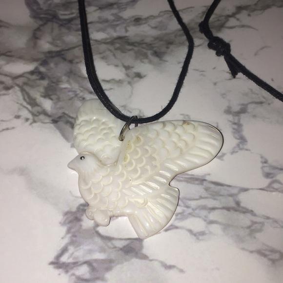 SOLD Handmade Shell Carved Dove Necklace - Picture 3 of 4